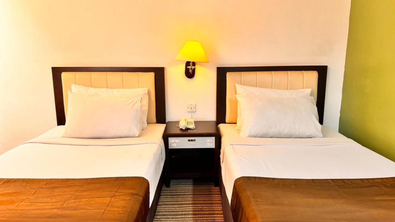 Hotel Seri Malaysia Kepala Batas Εξωτερικό φωτογραφία